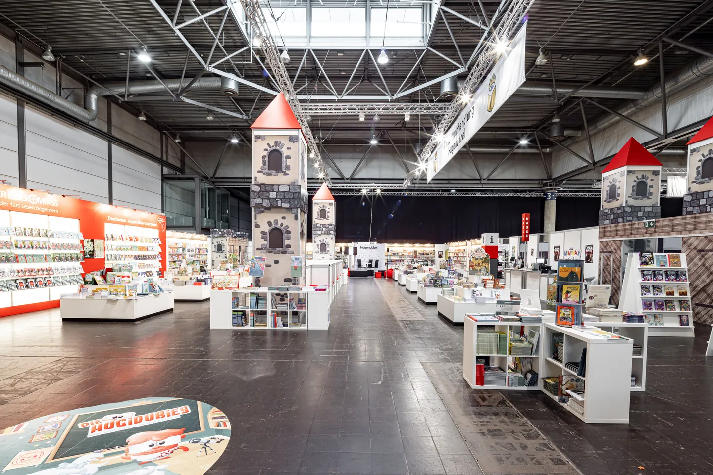 LEIPZIGER BUCHMESSE 2024: Hugendubel setzt auf das crossmediale Live-Erlebnis